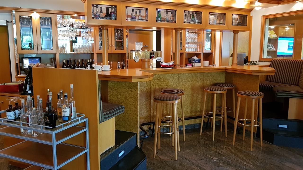 Hotel & Restaurant Fricke Lehrte Ngoại thất bức ảnh